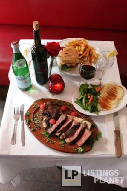 Talia's Steakhouse & Bar