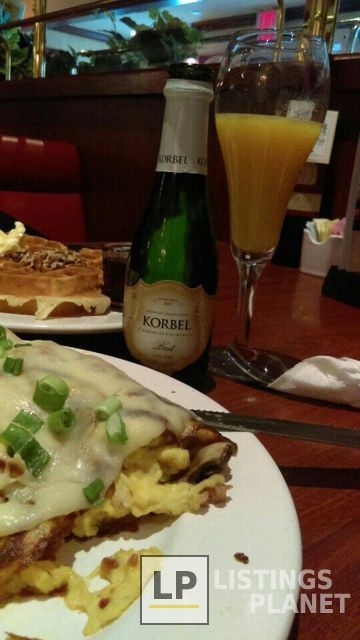 Mimi's Cafe